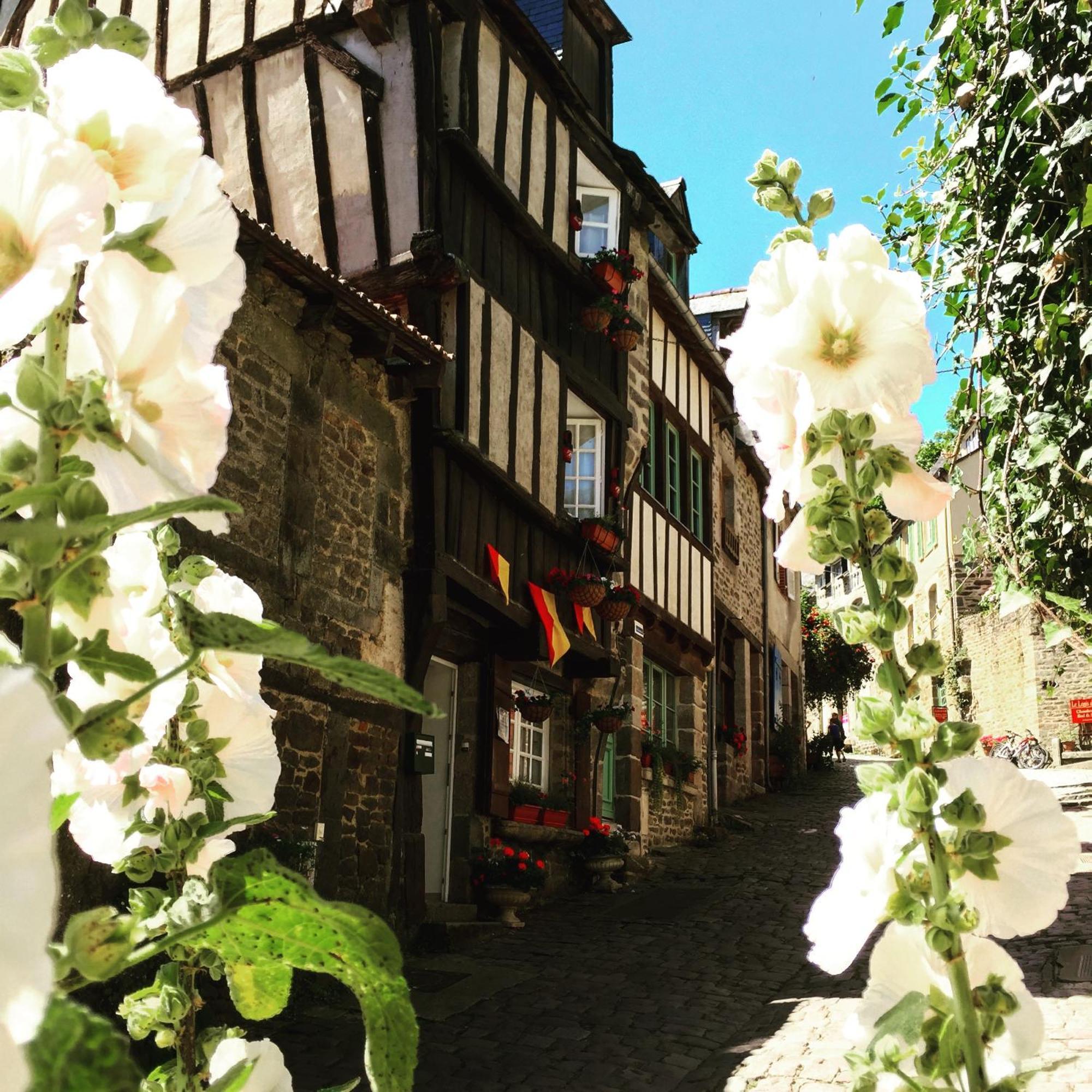 Ker Arthur - In Near To Port Dinan